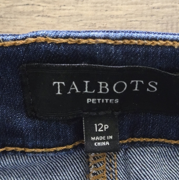 Talbot's womens 12p Blue Button Skirt - Picture 7 of 9
